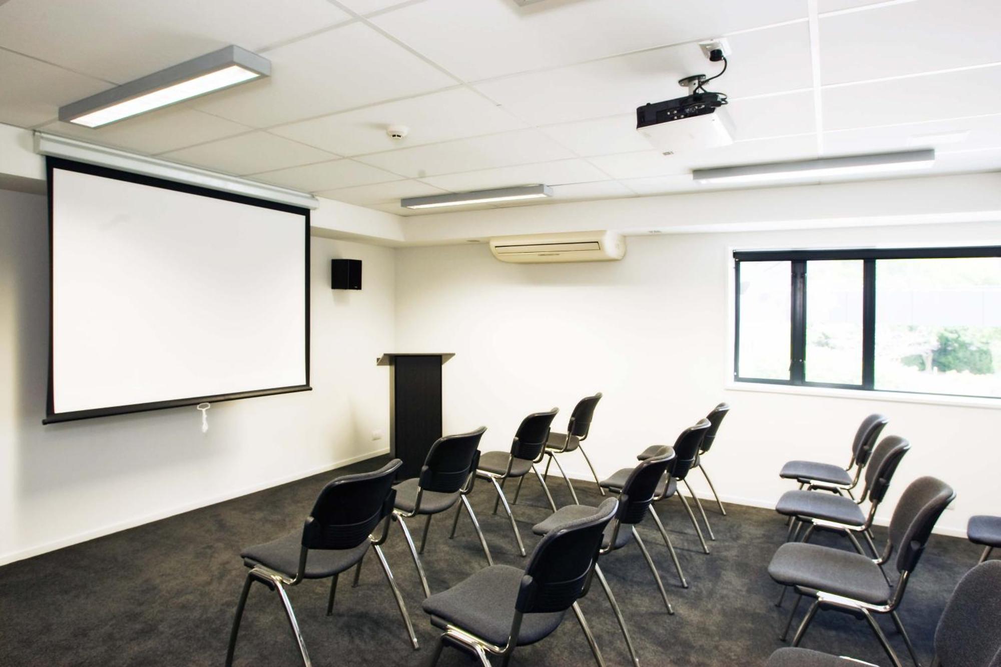 Carnmore Chateau Marlborough Бленем Экстерьер фото A typical lecture room at the University of New South Wales